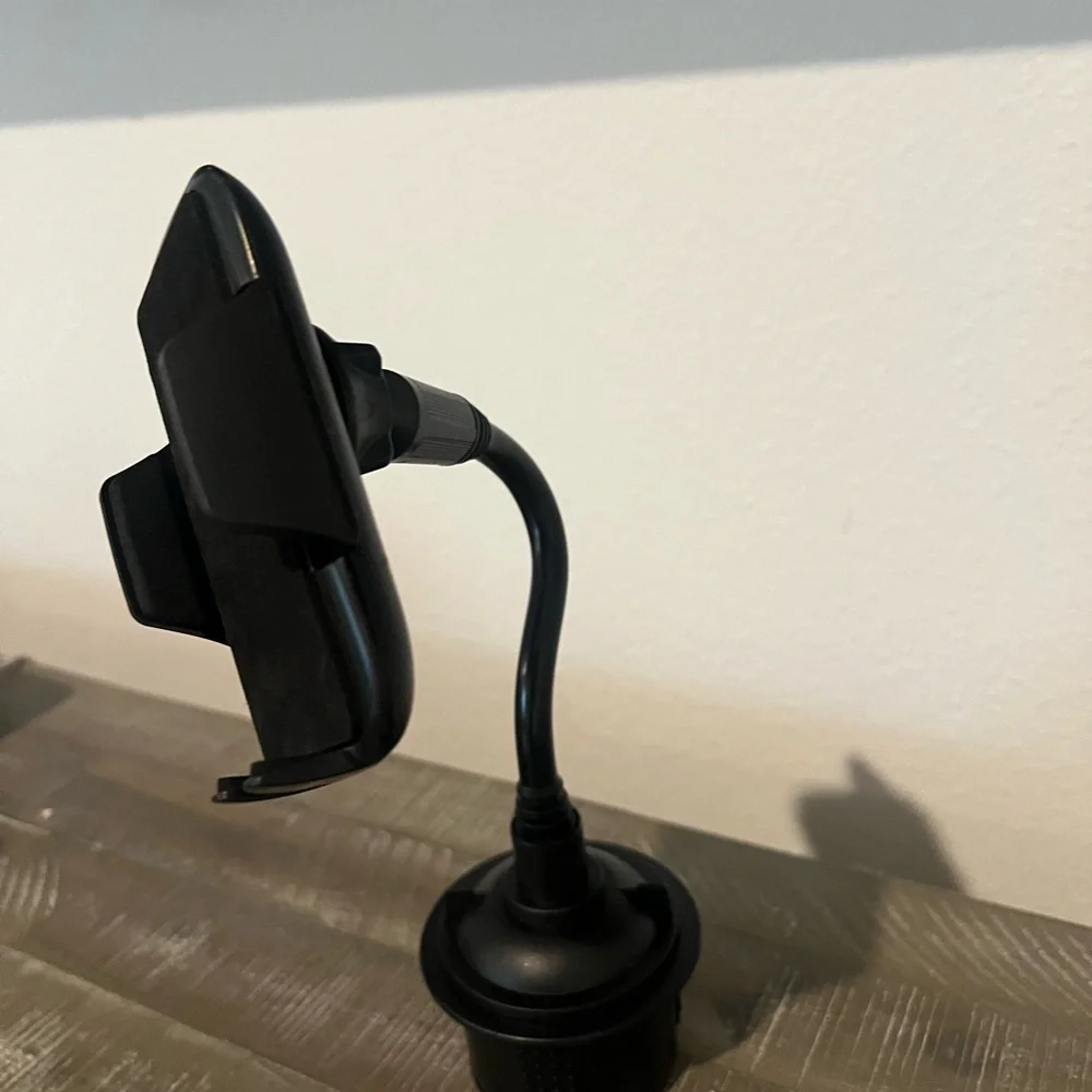 Universal Black Car Phone Mount